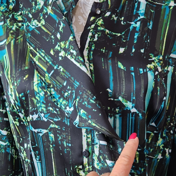 Worthington Green Long Sleeve Blouse size large - Picture 8 of 11